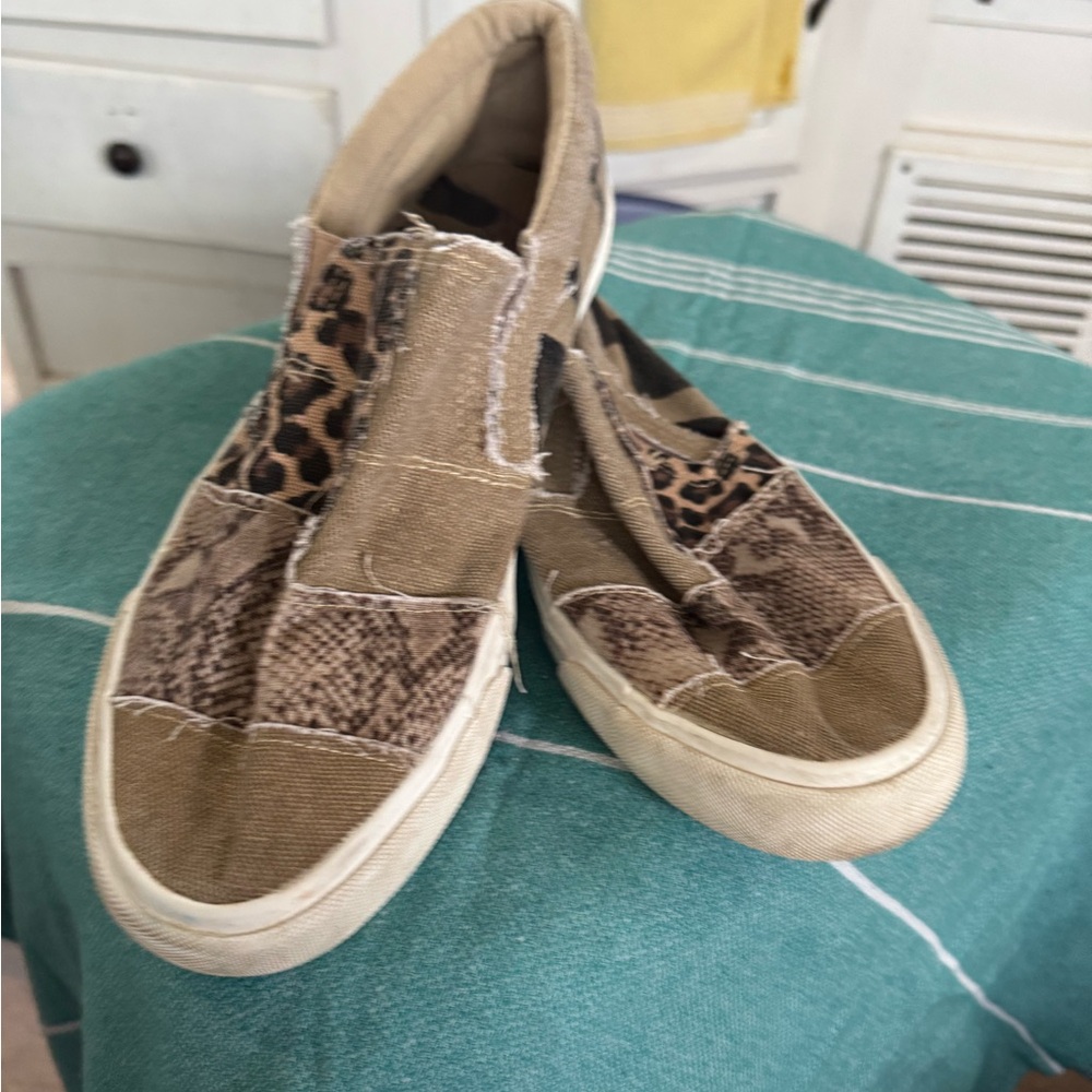 Leopard Print Canvas Slip-On Loafers